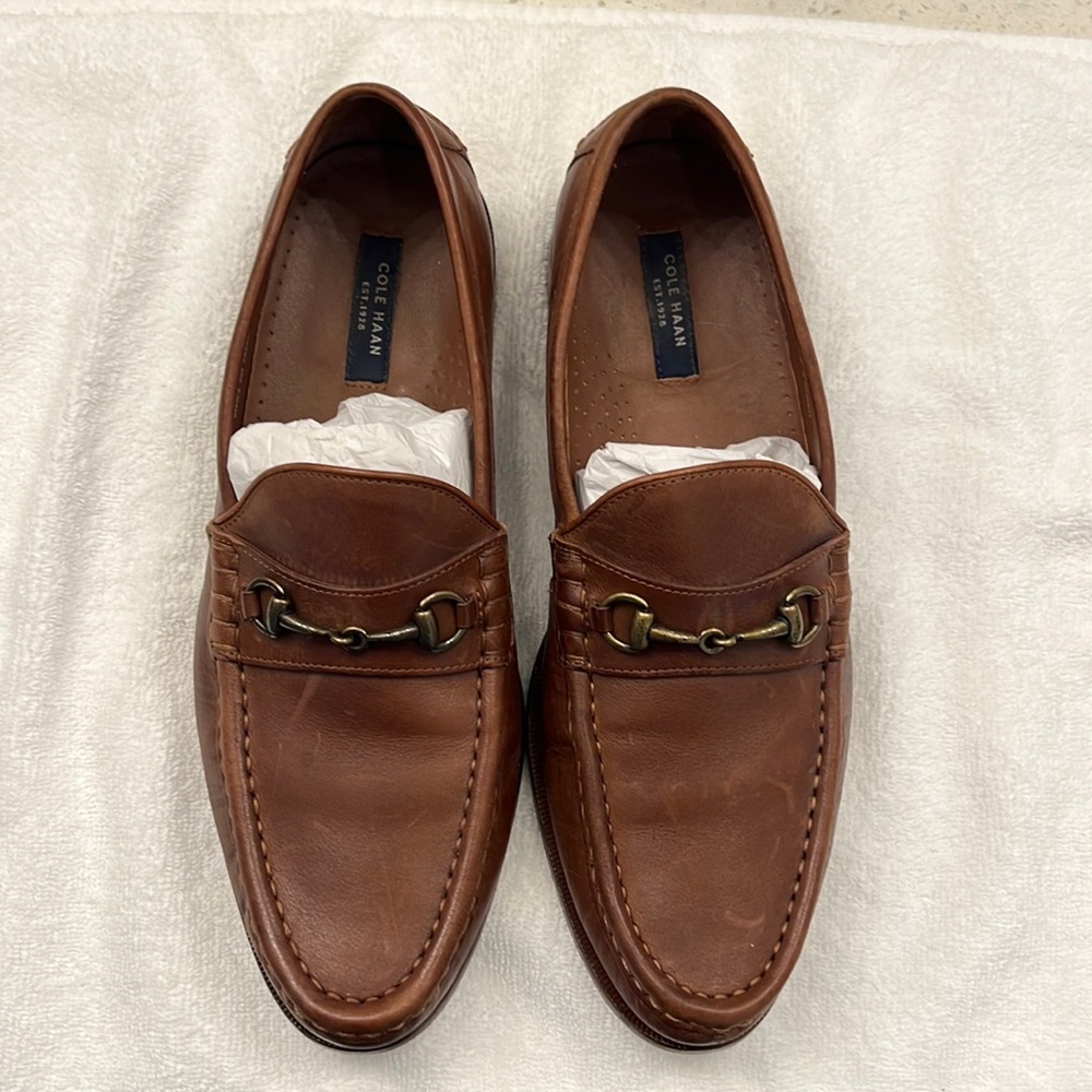 Cole Haan pinch Gotham but horsebit loafer in British Tan.  Men’s size 9